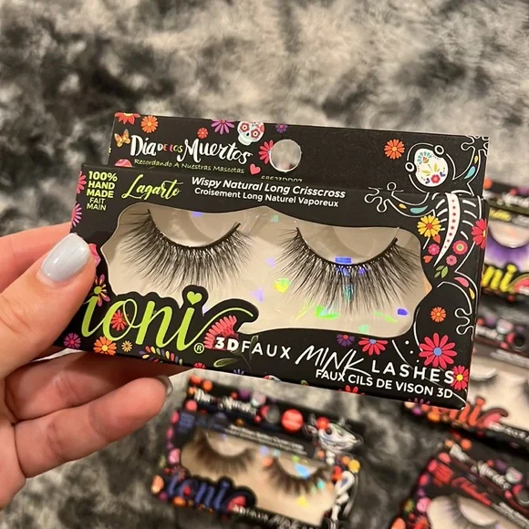 RARE Ioni Lashes Dia de los Muertos LIMITED EDITION FLASH SALE! SET OF 6 LASHES